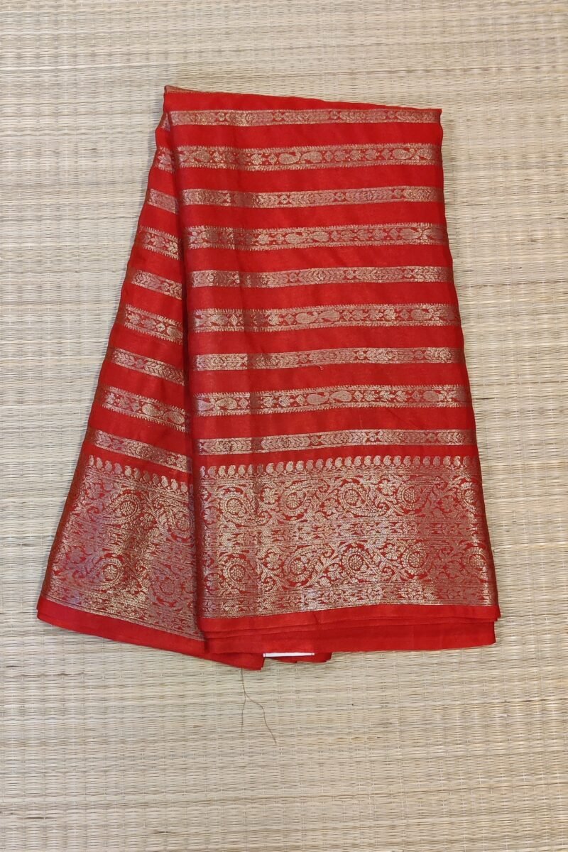Banarasi Bloom: Red and Gold Khadi Silk Saree with Banarasi Weave - Image 4