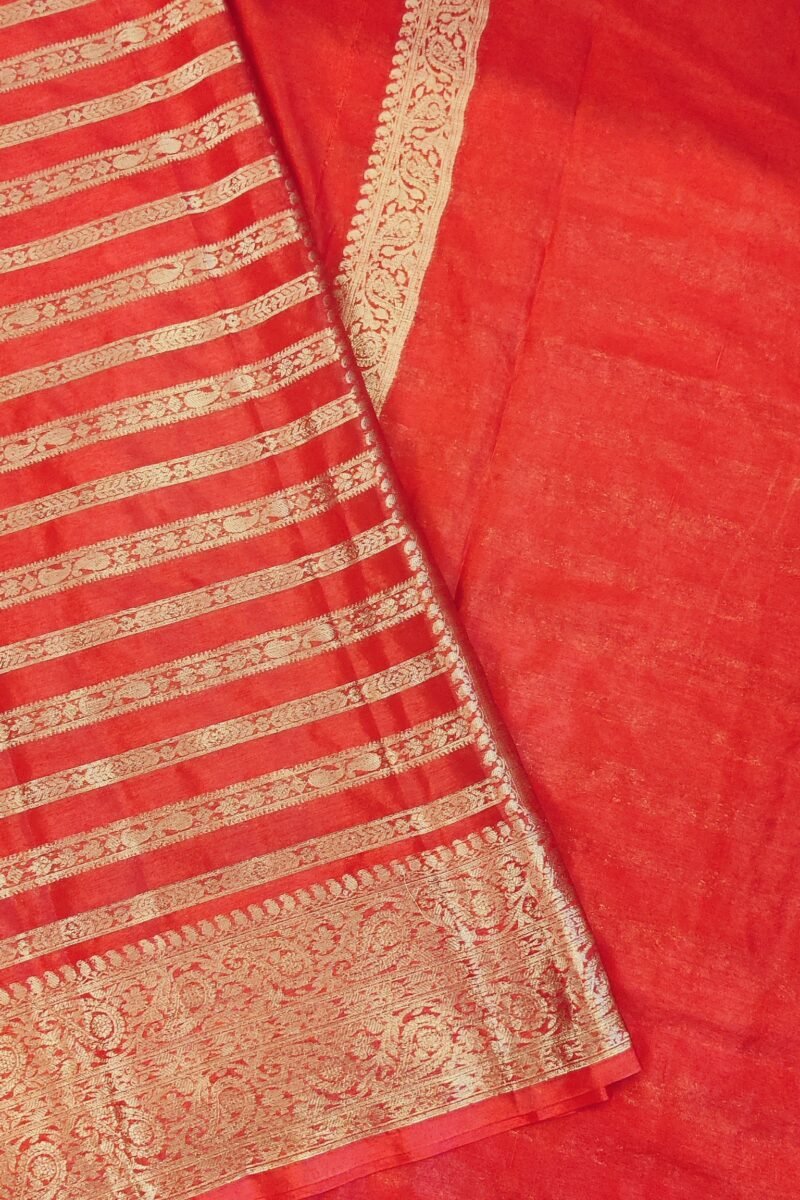 Banarasi Bloom: Red and Gold Khadi Silk Saree with Banarasi Weave - Image 5