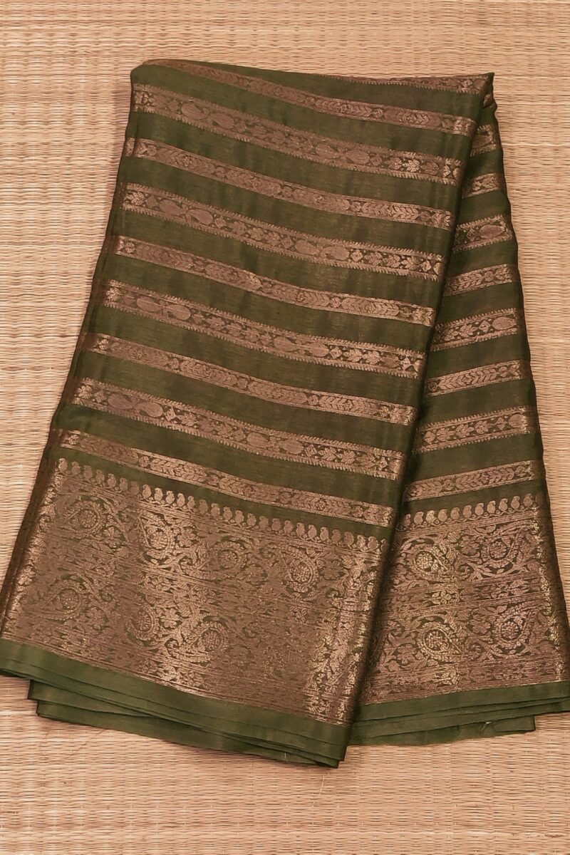 Banarasi Bloom: Mehendi Green and Gold Khadi Silk Saree with Banarasi Weave - Image 6
