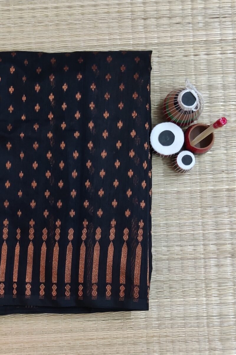 Jamdani Joy - Black and Bronze Mul Cotton Handwoven Jamdani Saree - Image 2