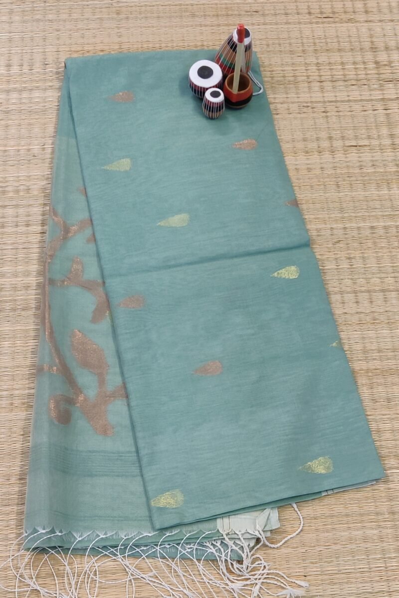 Jamdani Joy - Sage Green Pastel Mul Cotton and Silk Handwoven Jamdani Saree - Image 2