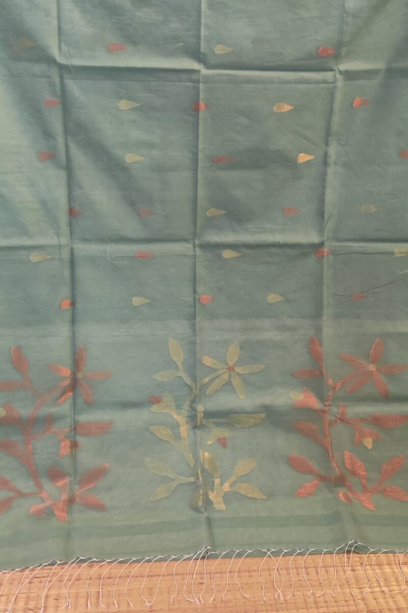 Jamdani Joy - Sage Green Pastel Mul Cotton and Silk Handwoven Jamdani Saree - Image 6