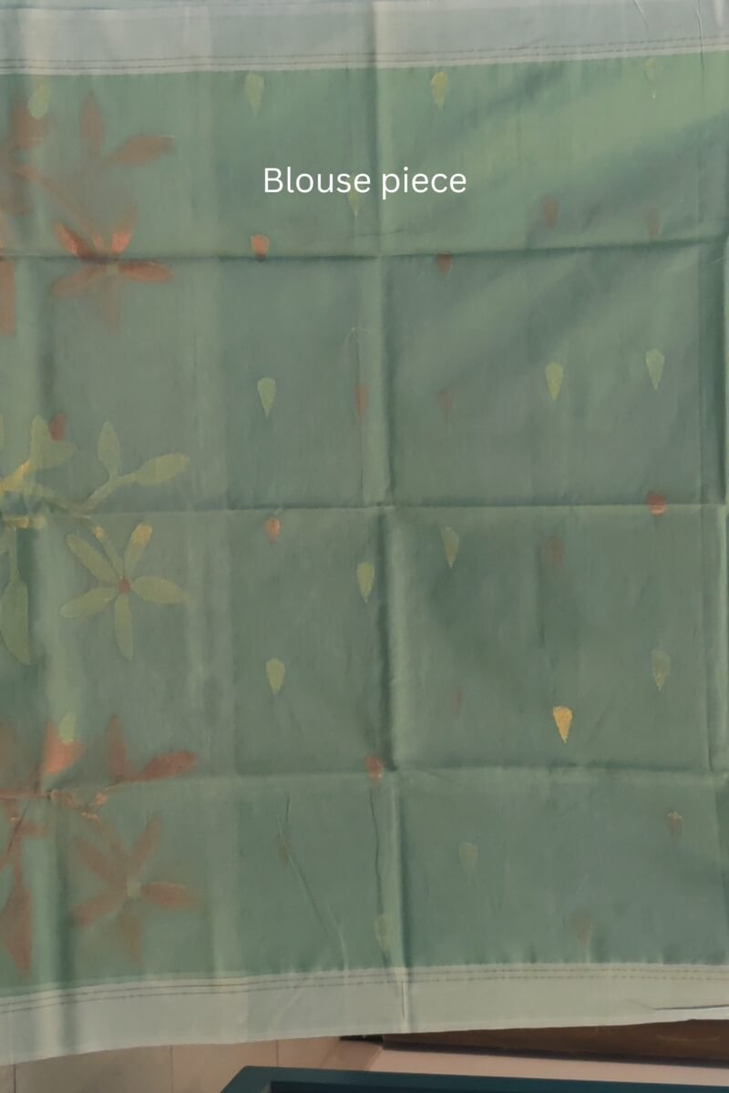 Jamdani Joy - Sage Green Pastel Mul Cotton and Silk Handwoven Jamdani Saree - Image 8