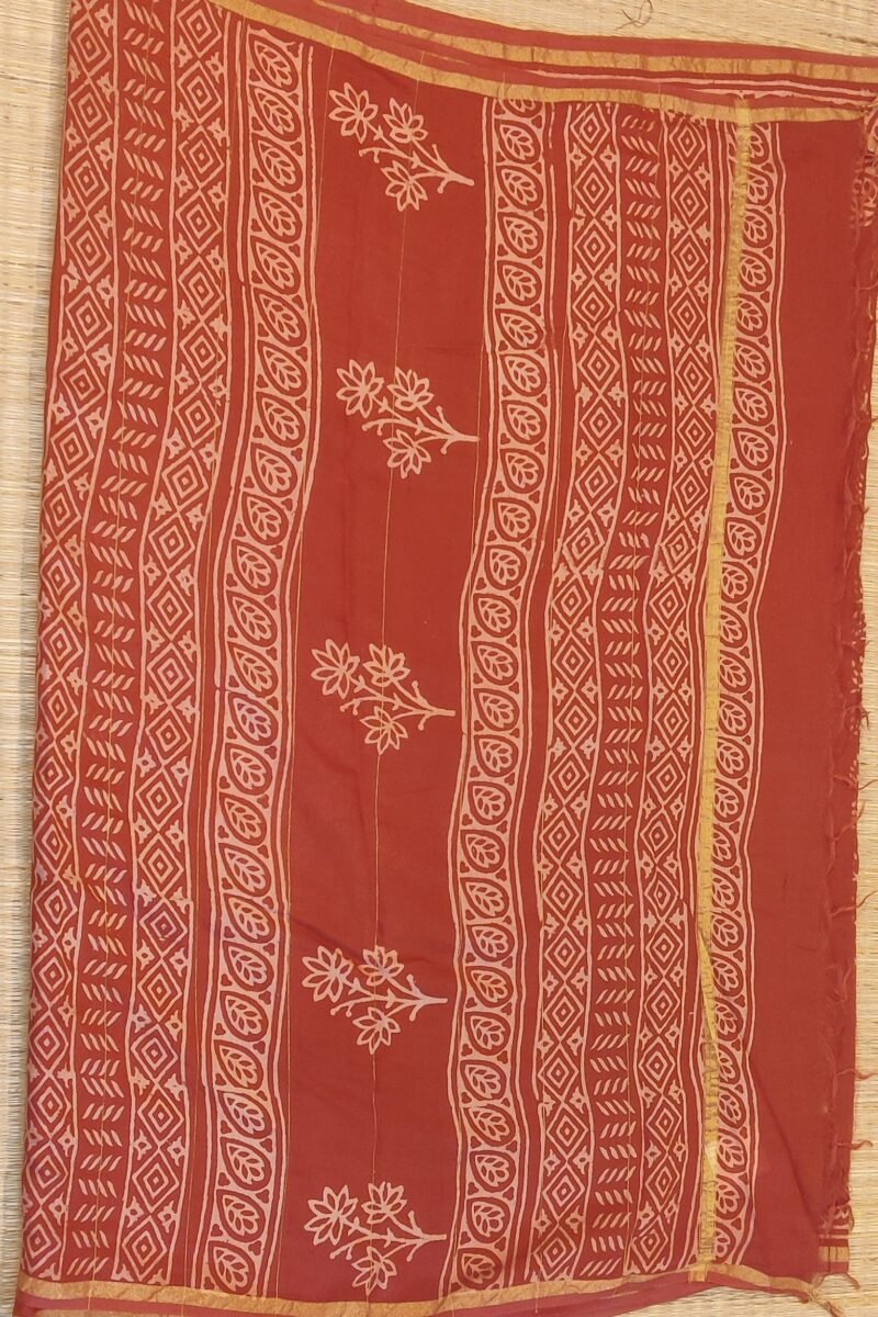 Chanderi Charisma - Red and Orange Handblock Print Chanderi Saree - Image 4
