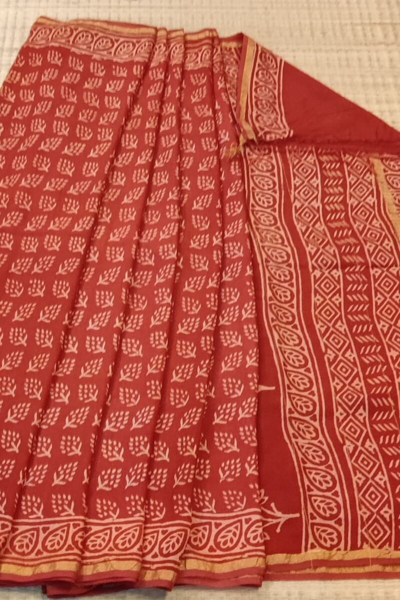 Chanderi Charisma - Red and Orange Handblock Print Chanderi Saree - Image 5