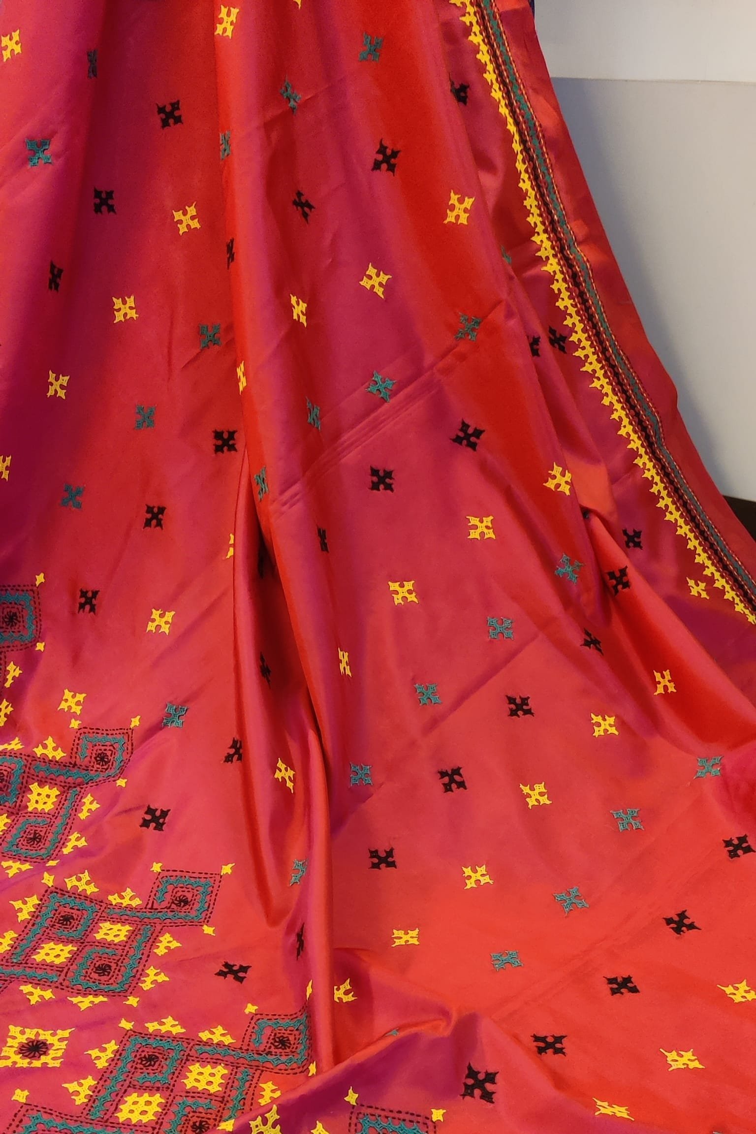 Timeless Embroidery Thread Timeless Threads – Pink and Yellow Semi Silk Kutch Embroidery Saree ...