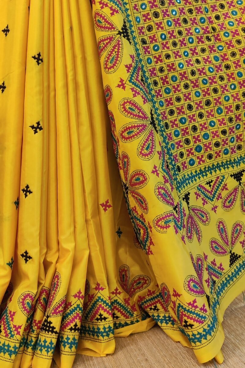 Timeless Threads - Yellow and Pink Semi Silk Kutch Embroidery Saree - Image 8