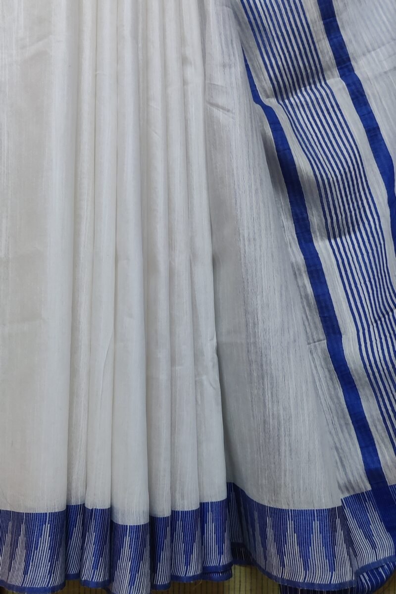 Viscose Vibrance: Pure White and Ink Blue Temple Border Kota Viscose Saree - Image 4