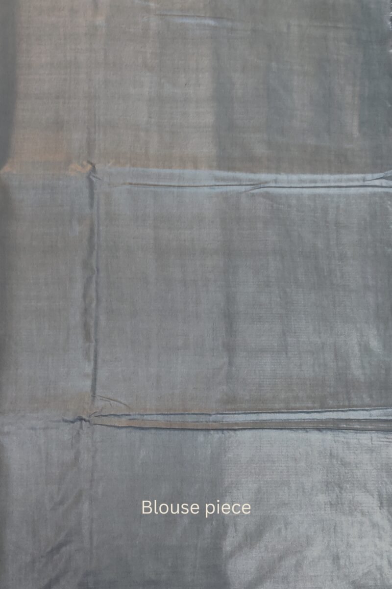 Viscose Vibrance: Grey and White Thread Work Kota Viscose Saree - Image 8