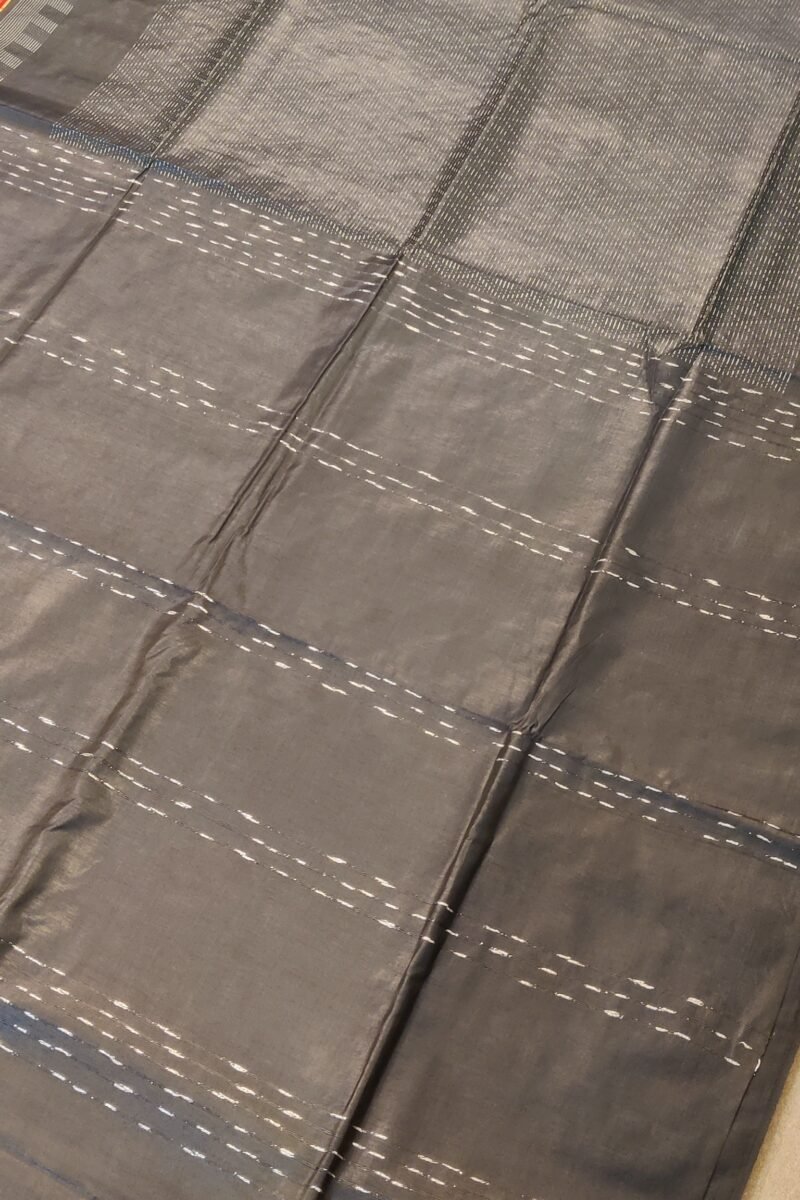 Viscose Vibrance: Black and White Thread Work Kota Viscose Saree - Image 6