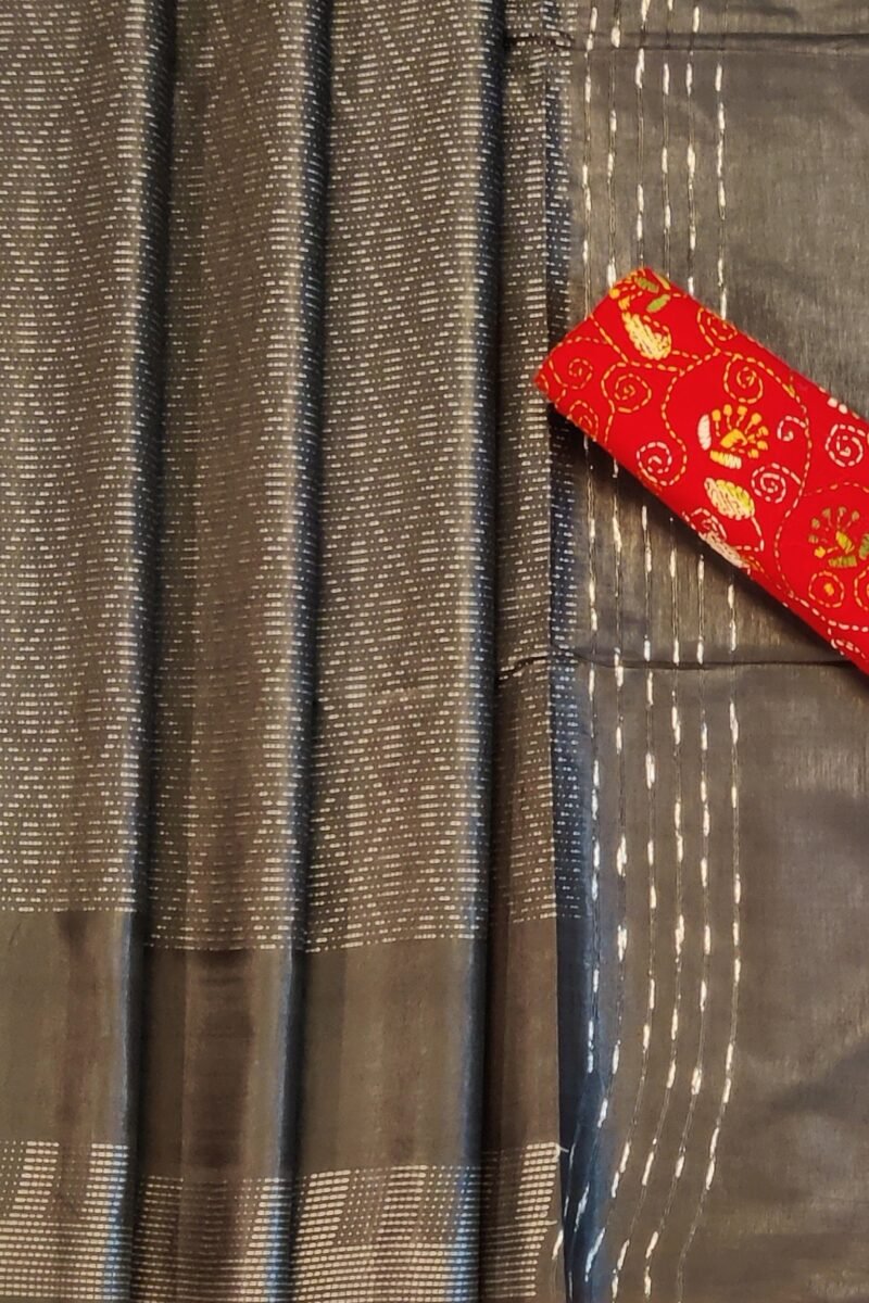 Viscose Vibrance: Black and White Thread Work Kota Viscose Saree - Image 7