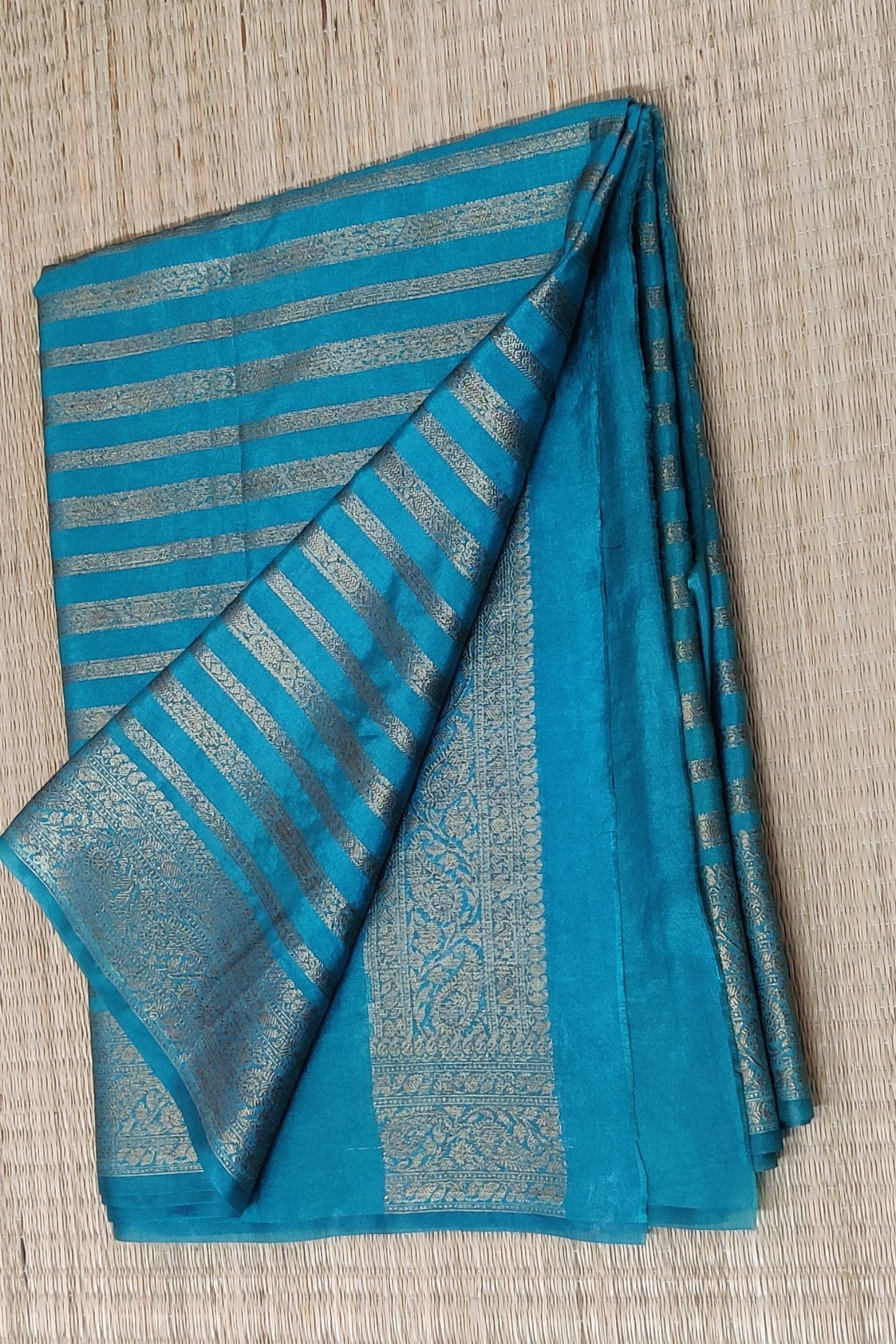 Banarasi Bloom: Teal Green and Gold Khadi Silk Saree with Banarasi Weave - Image 5