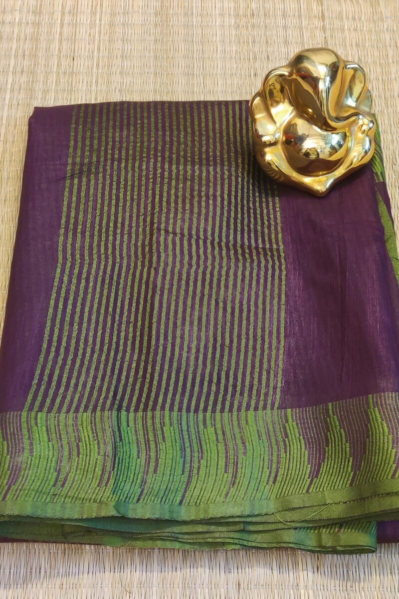 Viscose Vibrance: Dark Purple and Mehndi Green Temple Border Kota Viscose Saree - Image 2