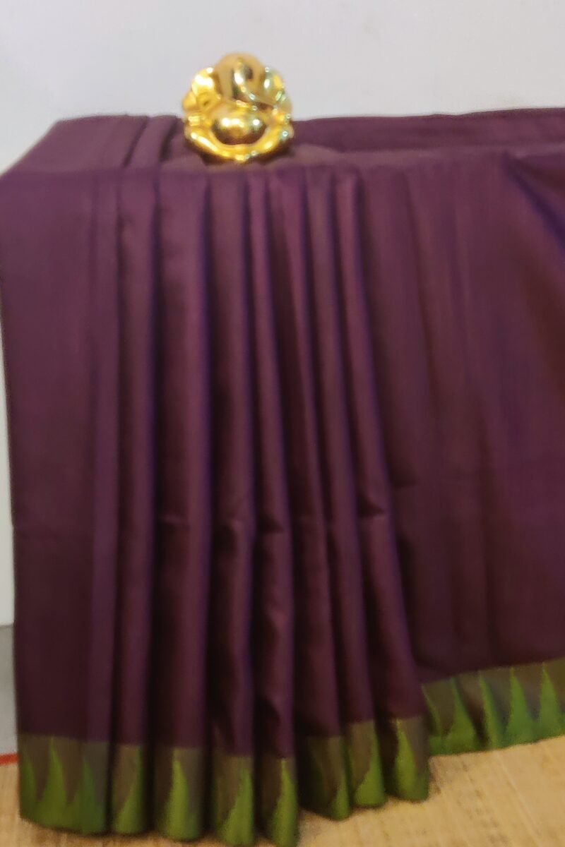 Viscose Vibrance: Dark Purple and Mehndi Green Temple Border Kota Viscose Saree - Image 5