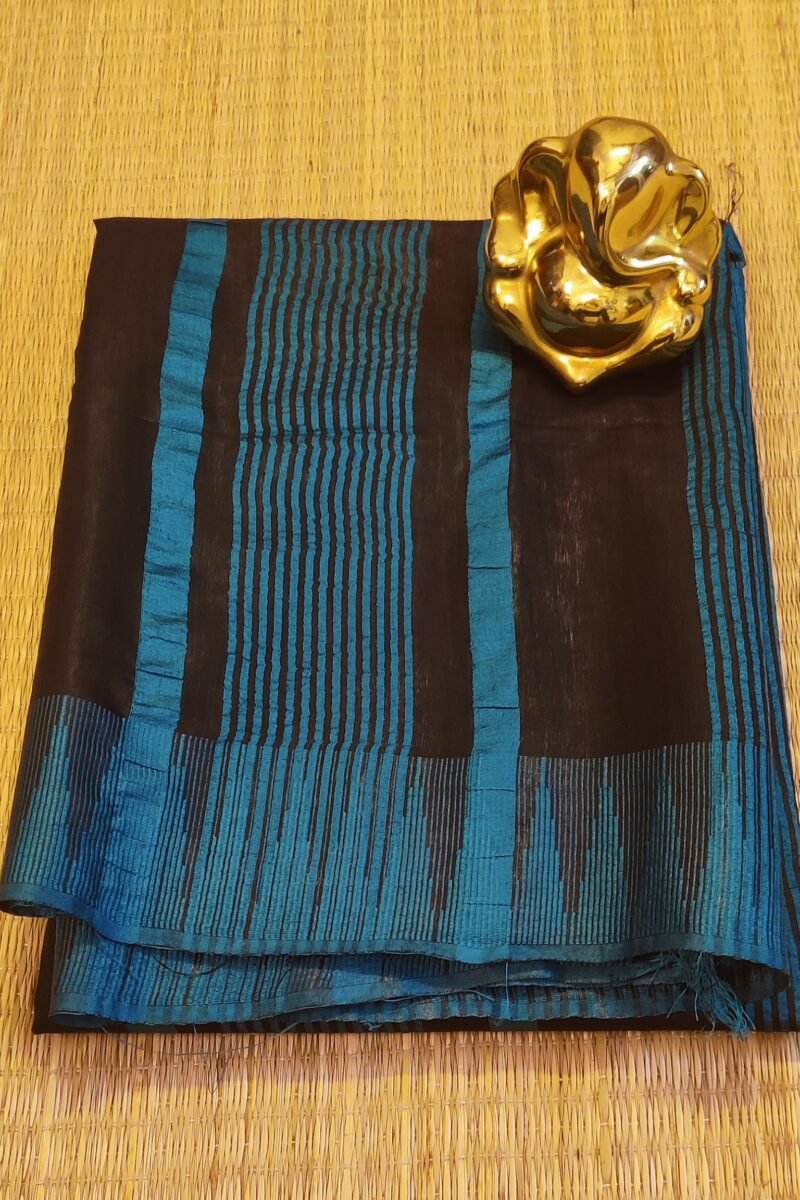 Viscose Vibrance: Black and Blue Temple Border Kota Viscose Saree - Image 2