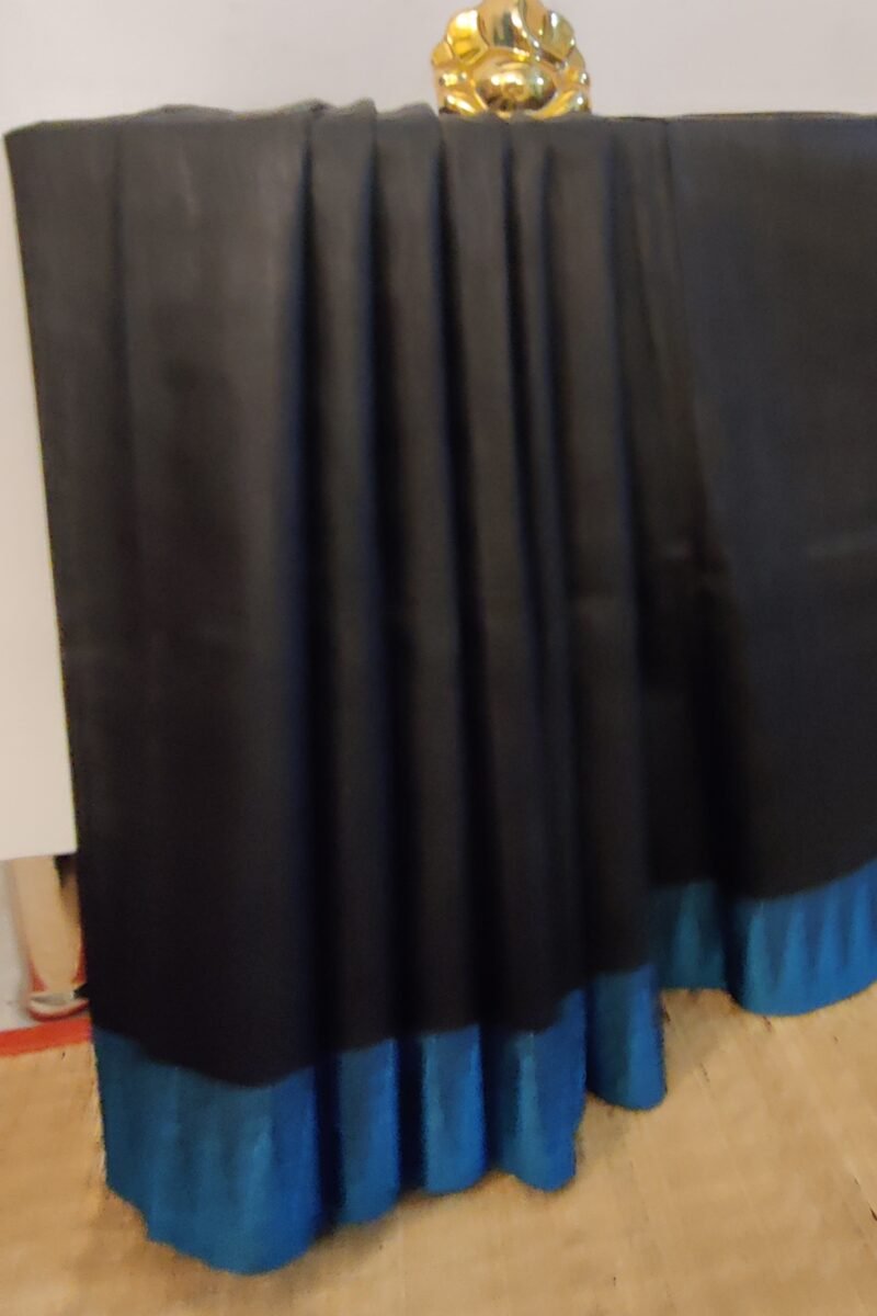 Viscose Vibrance: Black and Blue Temple Border Kota Viscose Saree - Image 5