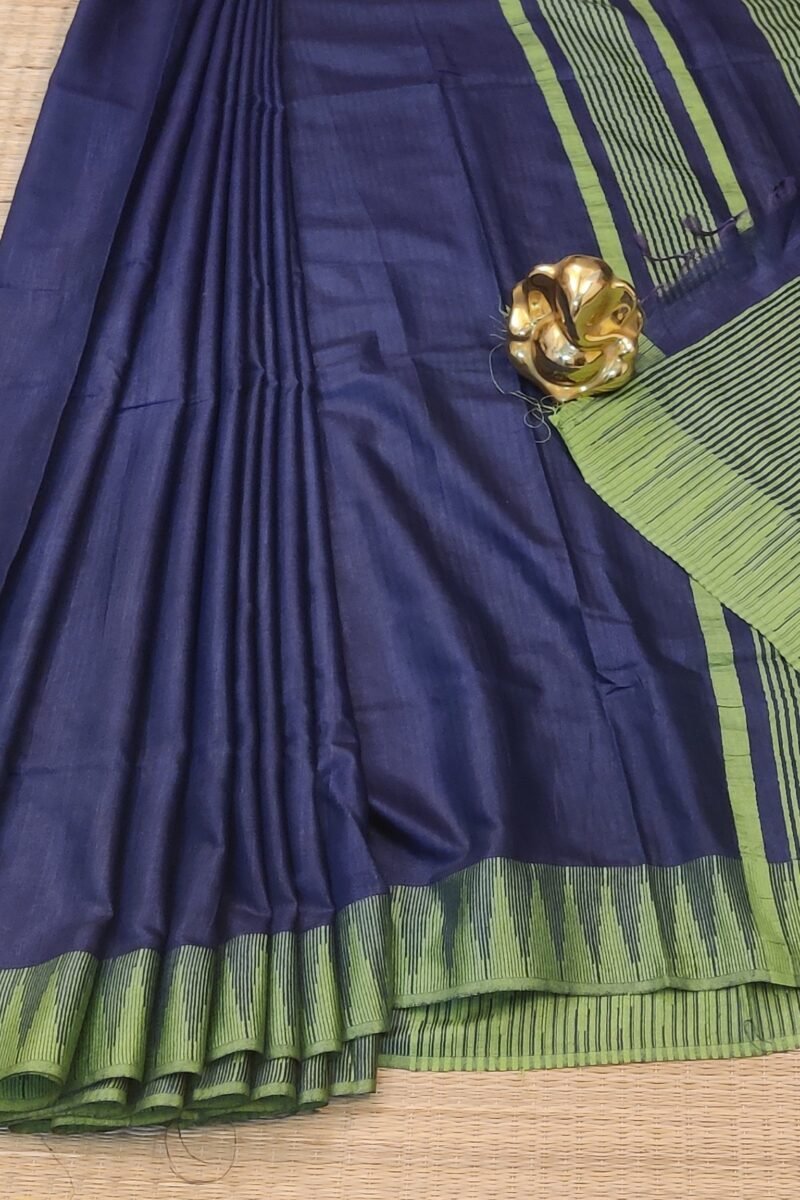 Viscose Vibrance: Navy Blue and Parrot Green Temple Border Kota Viscose Saree - Image 4