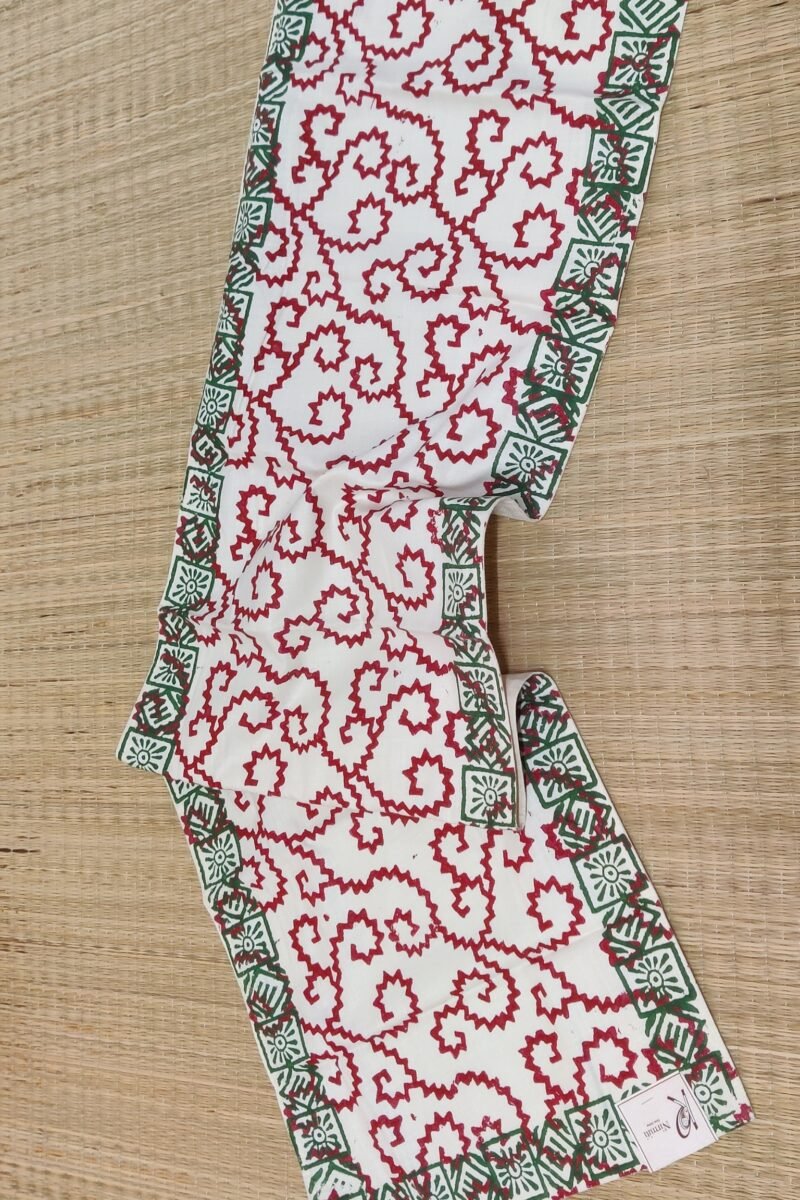 Rustic Runners: Off White and Red Zigzag Charm Block Print Cotton Runner 14" X 55" - Image 3