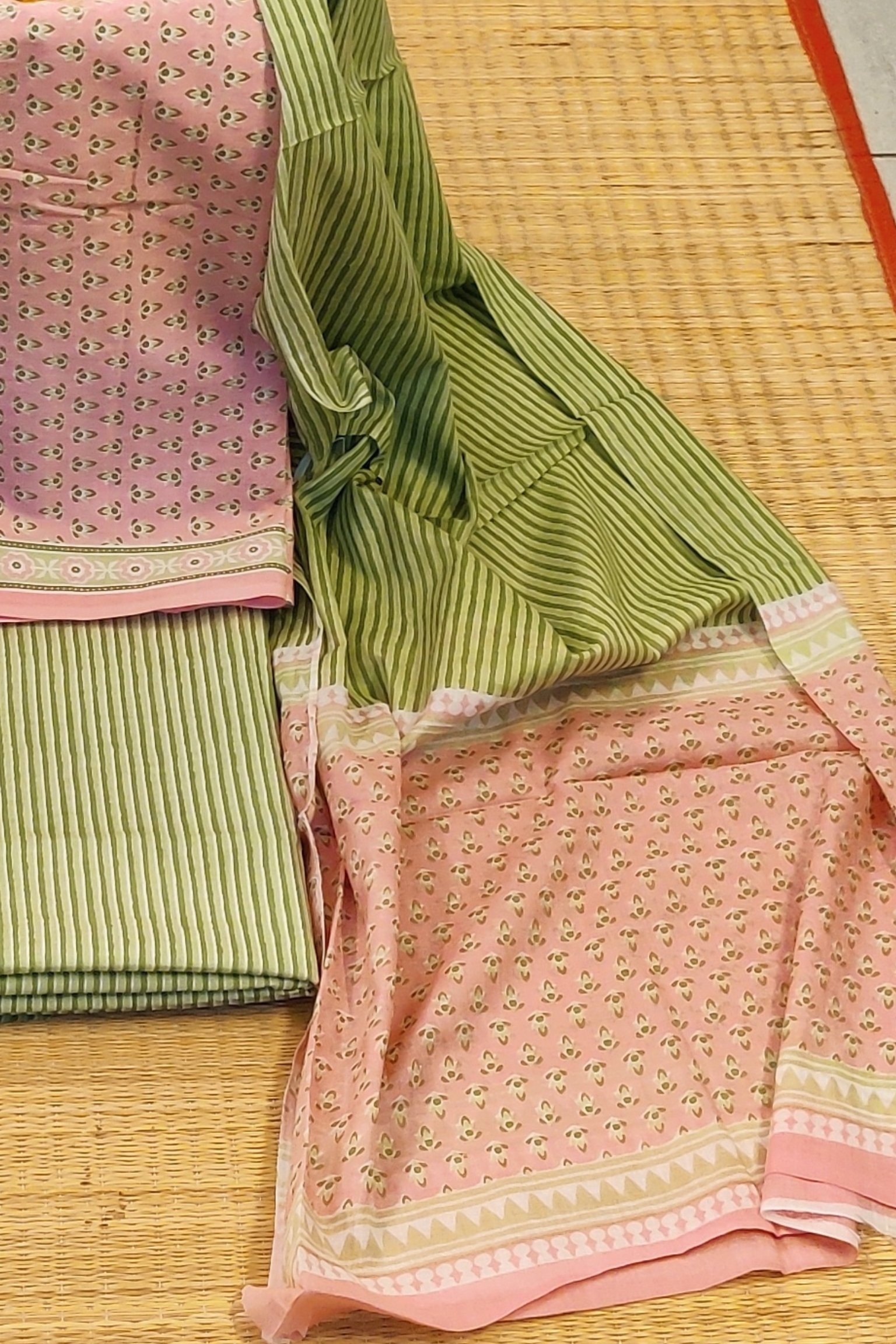 Suit stories - Pink with Olive Green Buds Mulmul Cotton Suit Set - Image 4