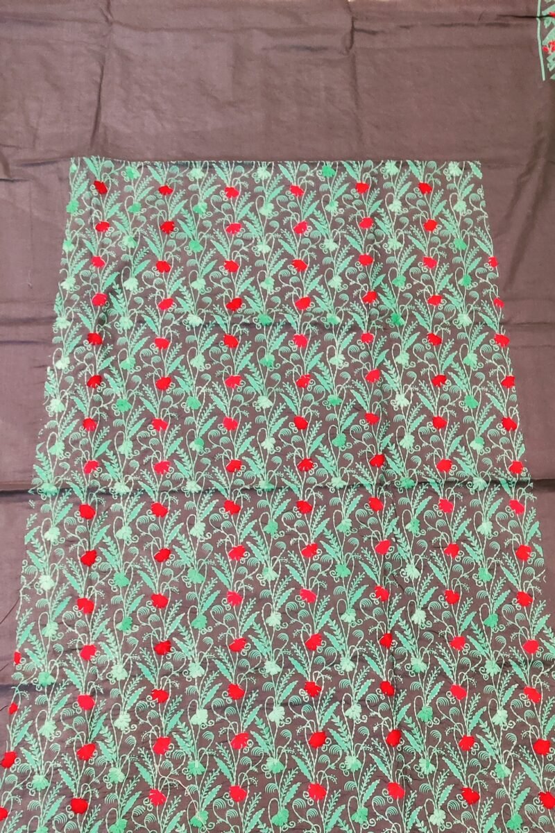 Suit stories - Grey & Emerald Green Folk-Embroidered Cotton Suit Set - Image 5