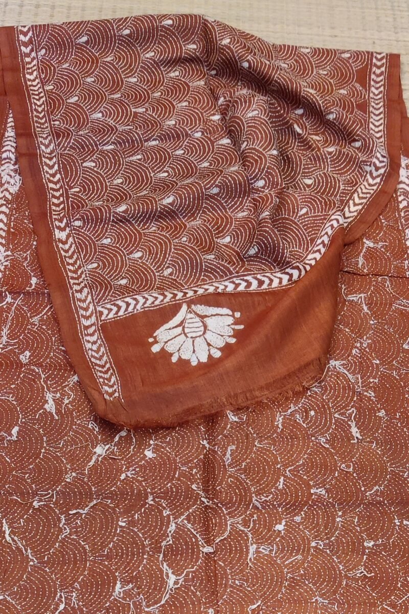 Dreamy Drapes - Brown & Cream Tussar Rainbow Kantha Stole - Image 2