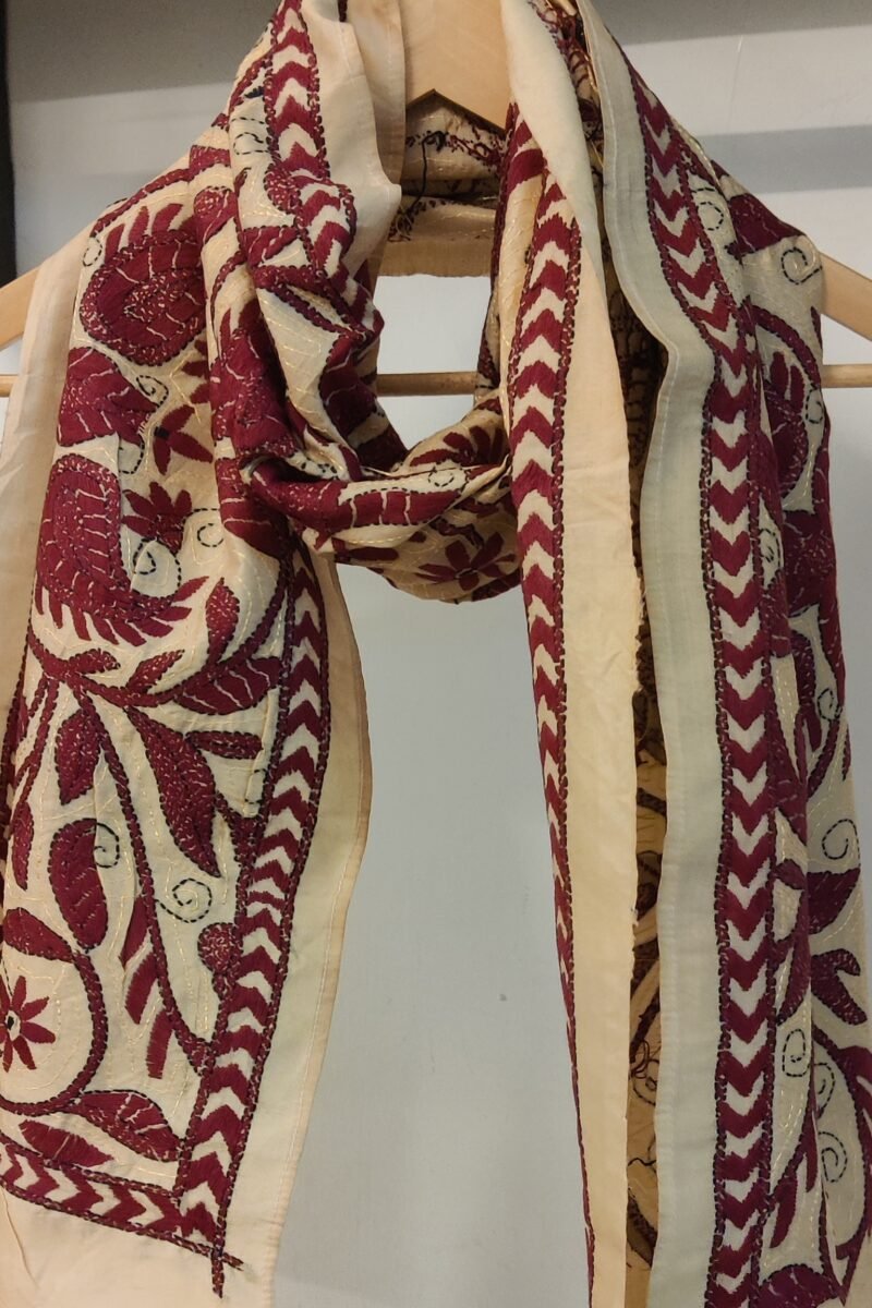 Dreamy Drapes - Cream & Maroon Tussar Floral Vine Kantha Stole