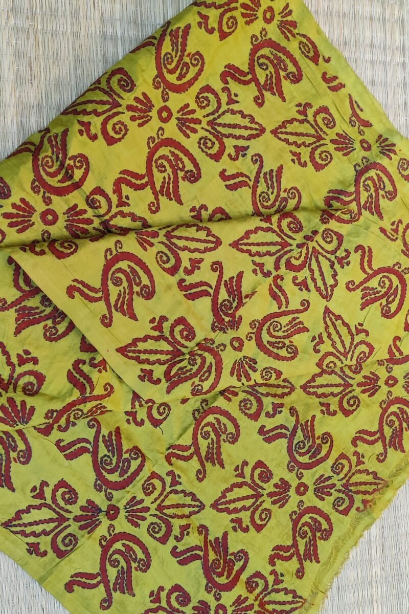 Dreamy Drapes - Moss Green & Red Tussar Peacock Kantha Stole - Image 6