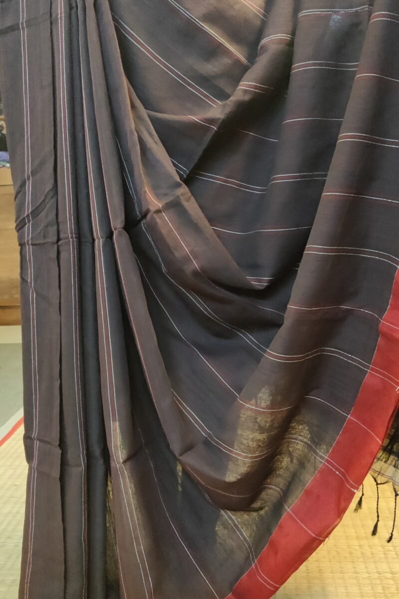 Taant Treasures - Dark Coffee and Red Cotton Handloom Saree with White and Red Line Kantha Stitch - Image 7