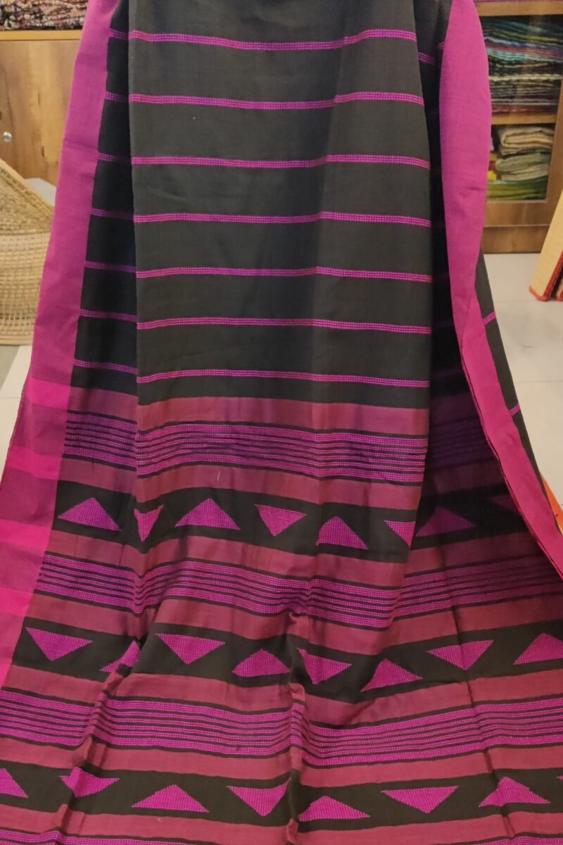 Taant Treasures - Black and Pink Cotton Handloom Saree with Pink Line Kantha Stitch - Image 4