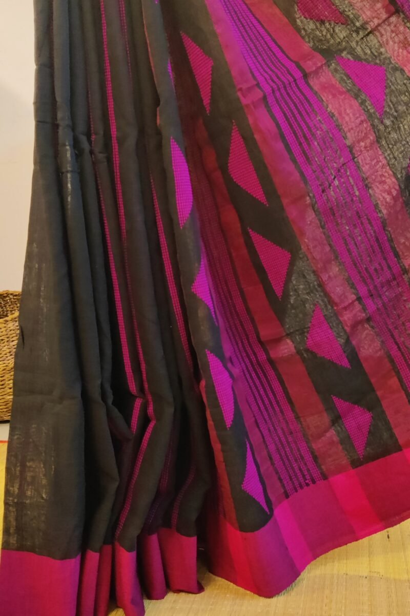 Taant Treasures - Black and Pink Cotton Handloom Saree with Pink Line Kantha Stitch - Image 5