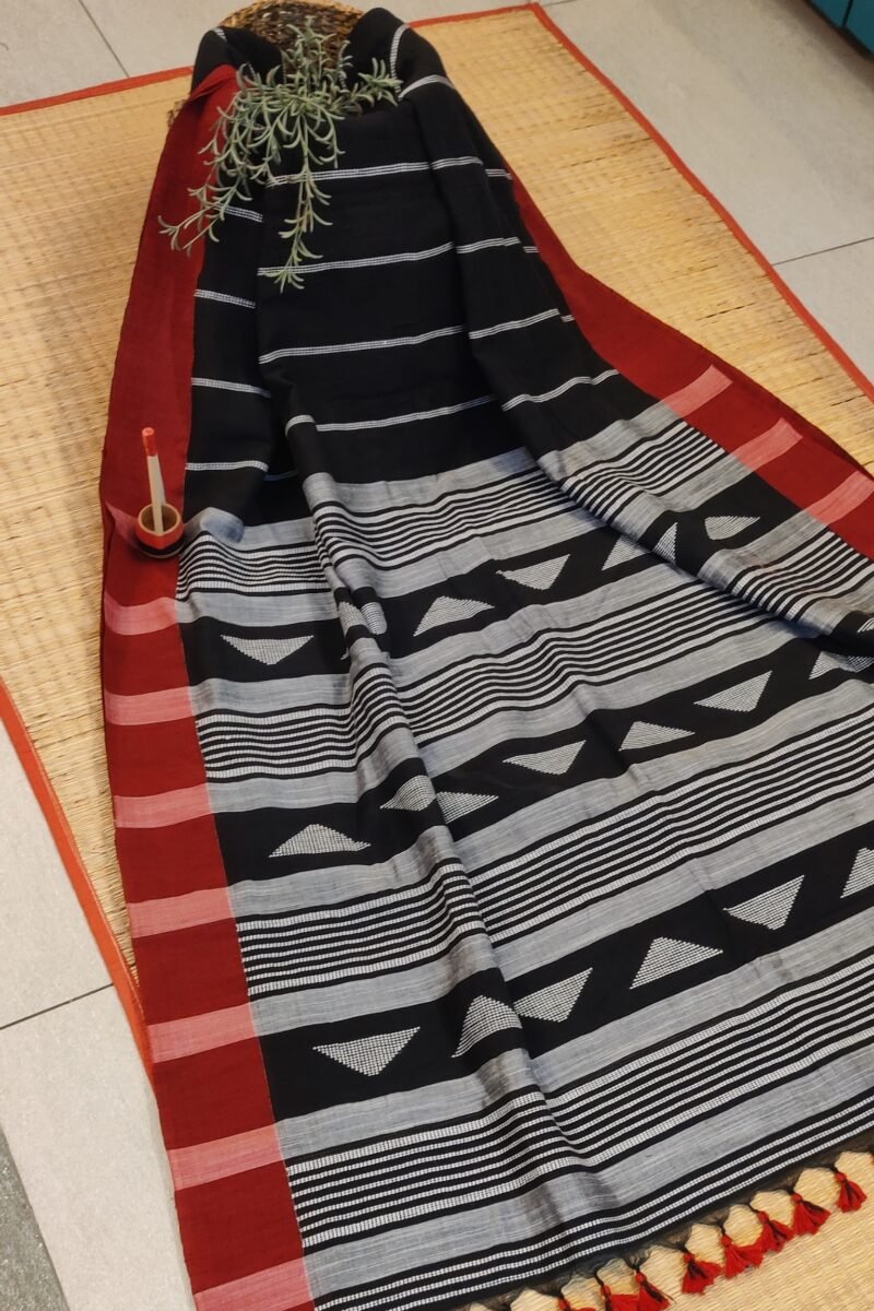 Taant Treasures - Black and Red Cotton Handloom Saree with White Line Kantha Stitch - Image 2