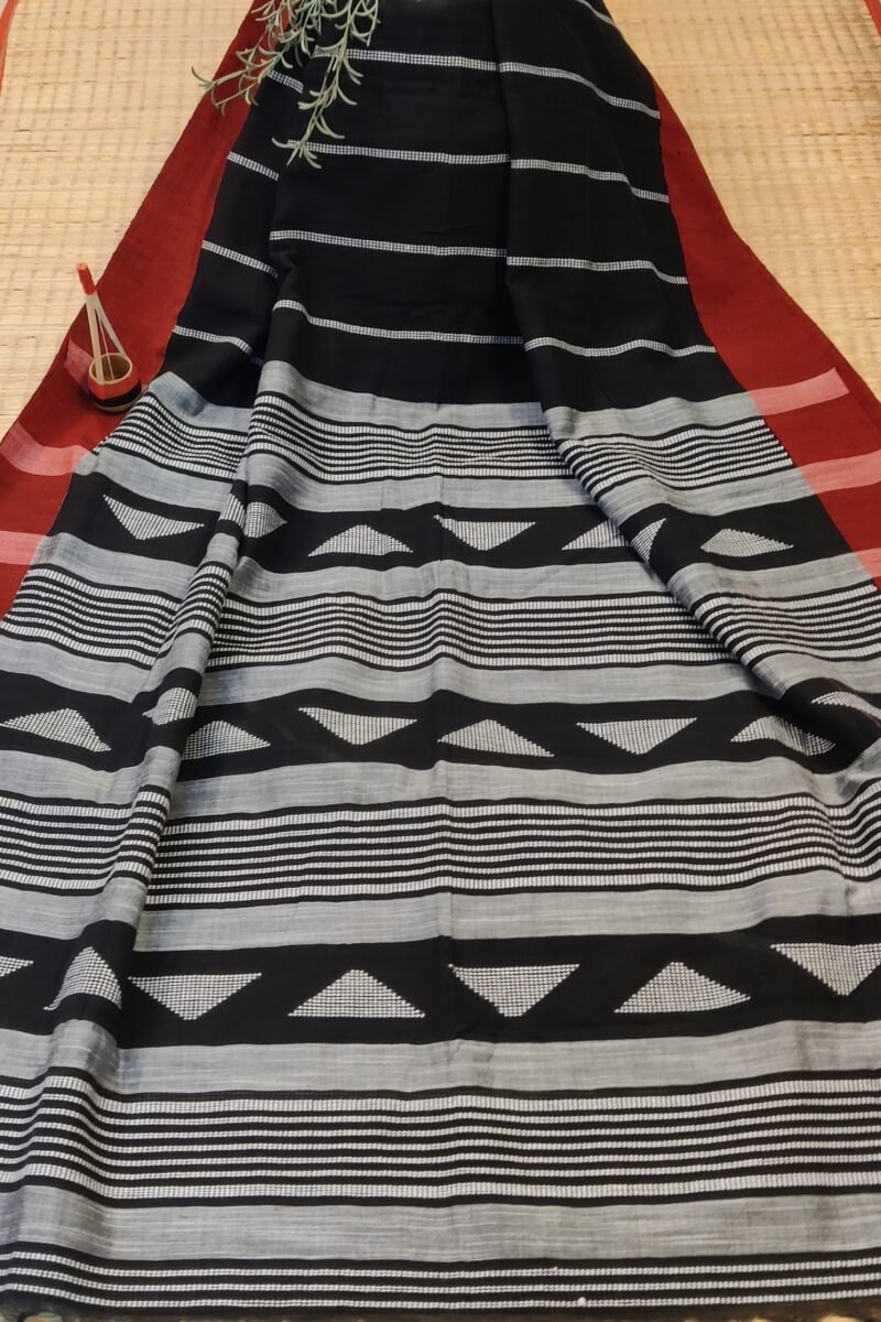 Taant Treasures - Black and Red Cotton Handloom Saree with White Line Kantha Stitch - Image 7