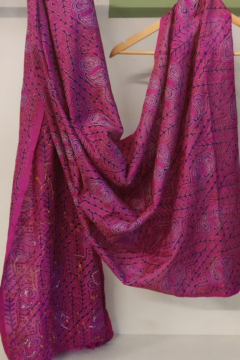 Dreamy Drapes - Hot Pink Tussar Silk Dupatta with Purple Block Print and Kantha Outlined Mango Motifs - Image 3