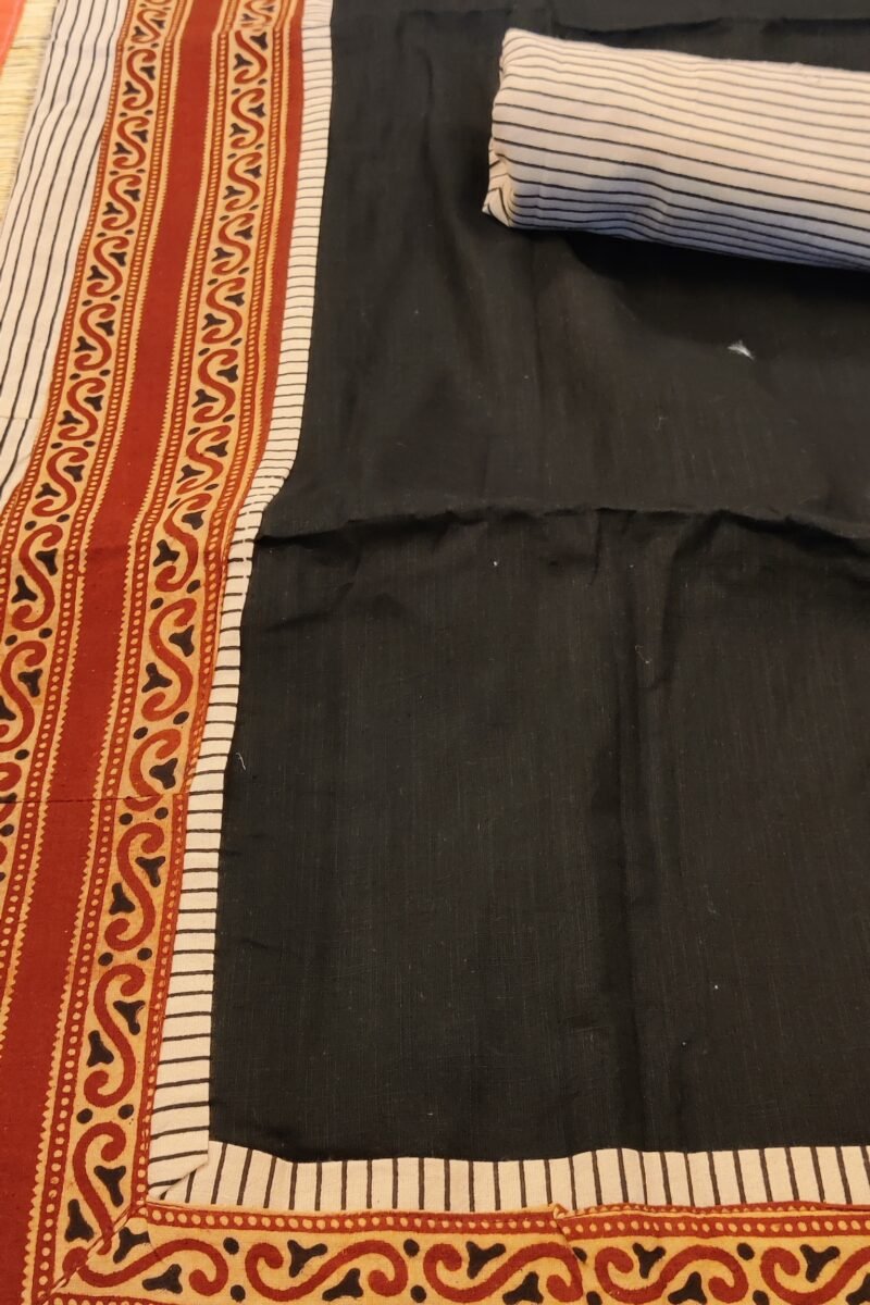 Cotton Chronicles: Black Flex Cotton Saree with Dual Printed Border - Image 6