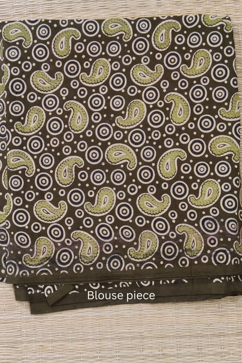 Cotton Chronicles: Offwhite Flex Cotton Saree with Olive Green Bagru Print Border - Image 7