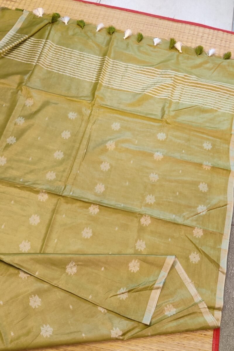 Viscose Vibrance: Light Mehandi Green Kota Viscose Saree with Floral Machine Embroidery and Striped Pallu - Image 3
