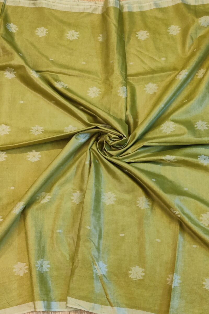 Viscose Vibrance: Light Mehandi Green Kota Viscose Saree with Floral Machine Embroidery and Striped Pallu - Image 6