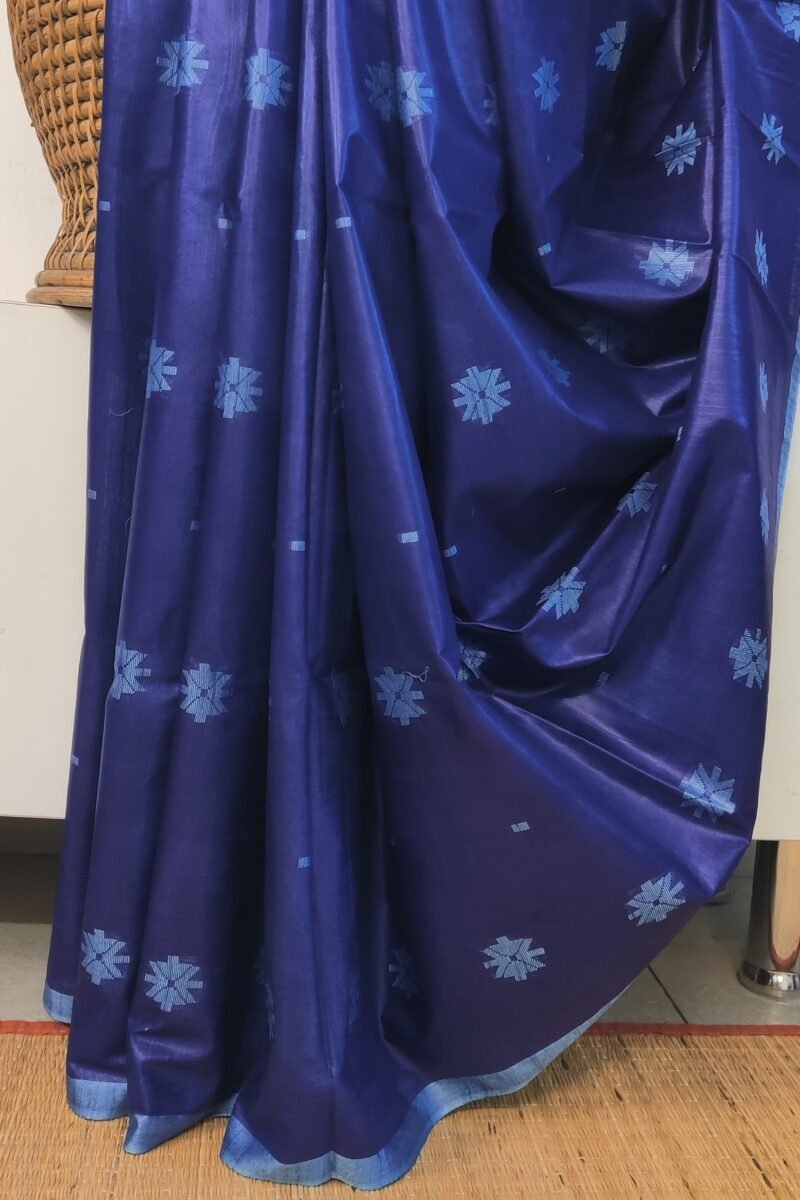 Viscose Vibrance: Ink Blue Kota Viscose Saree with Floral Machine Embroidery and Striped Pallu - Image 5