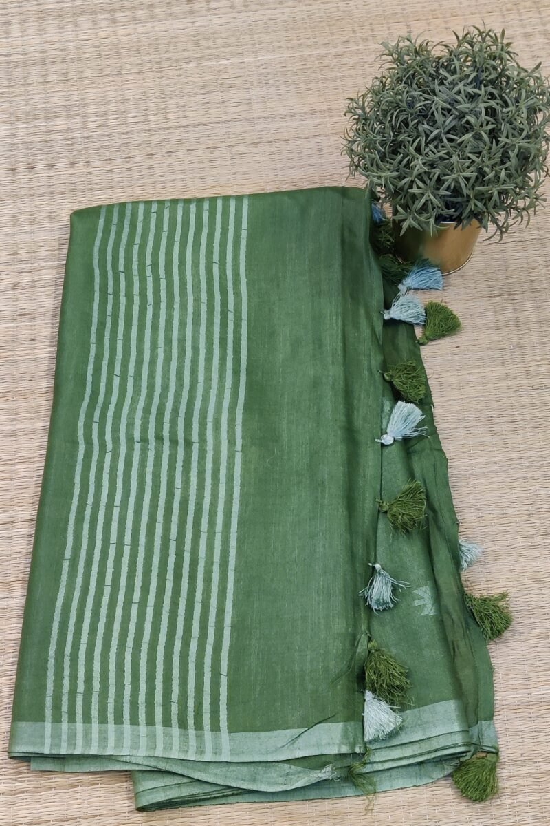 Viscose Vibrance: Leaf Green Kota Viscose Saree with Floral Machine Embroidery and Striped Pallu
