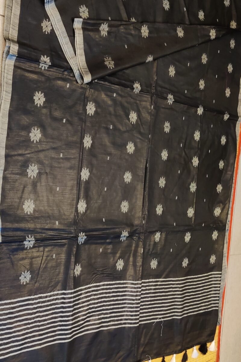 Viscose Vibrance: Black Kota Viscose Saree with Floral Machine Embroidery and Striped Pallu - Image 3