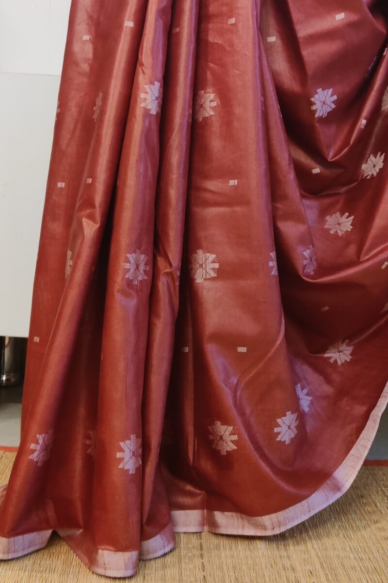 Viscose Vibrance: Maroon Kota Viscose Saree with Floral Machine Embroidery and Striped Pallu - Image 5
