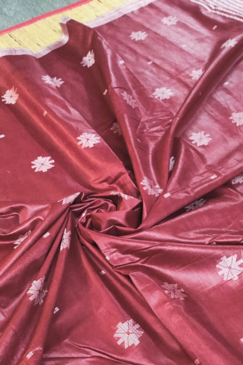 Viscose Vibrance: Maroon Kota Viscose Saree with Floral Machine Embroidery and Striped Pallu - Image 8