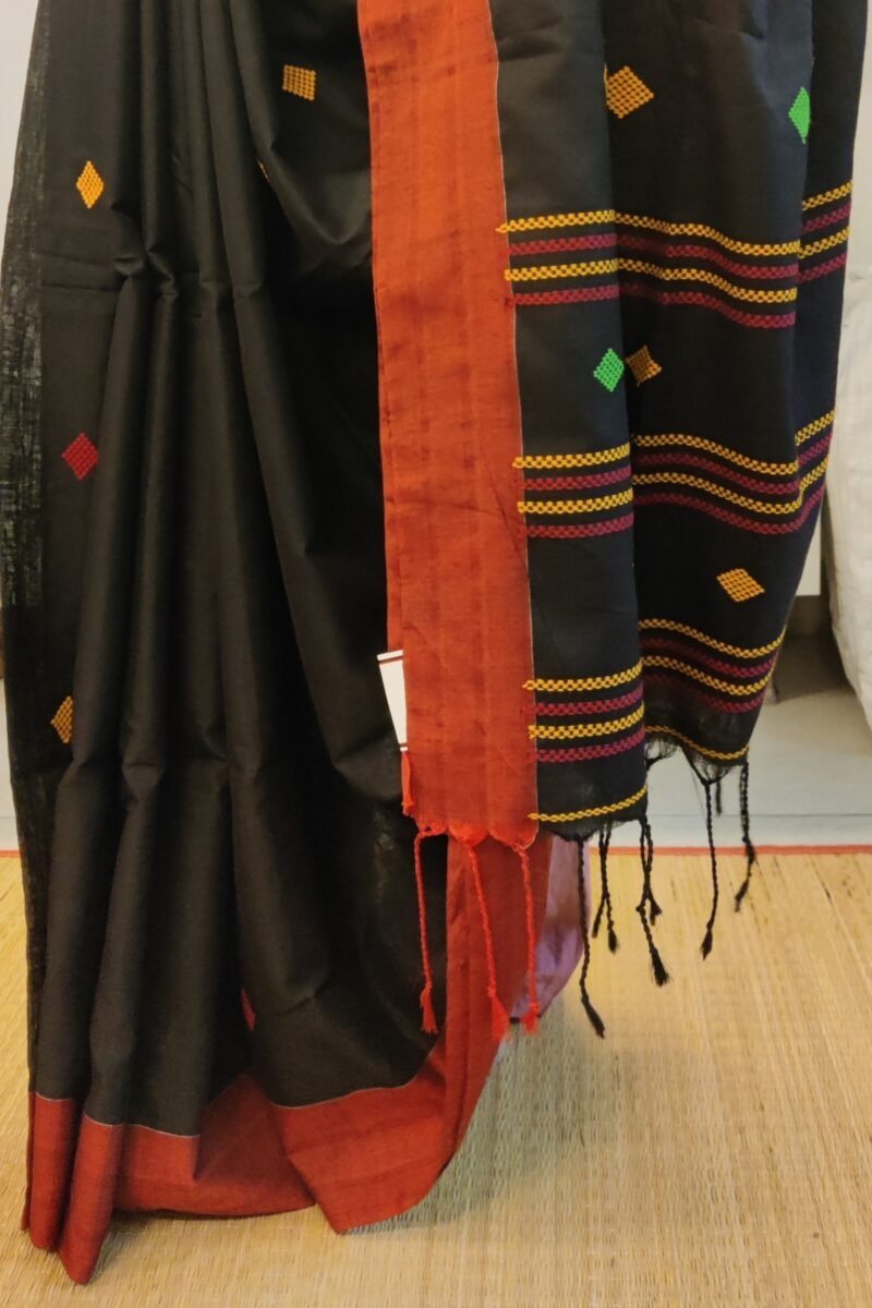 Cotton Chronicles: Black with Maroon Border and Yellow-Red-Green Motif Assam Cotton Saree - Image 4