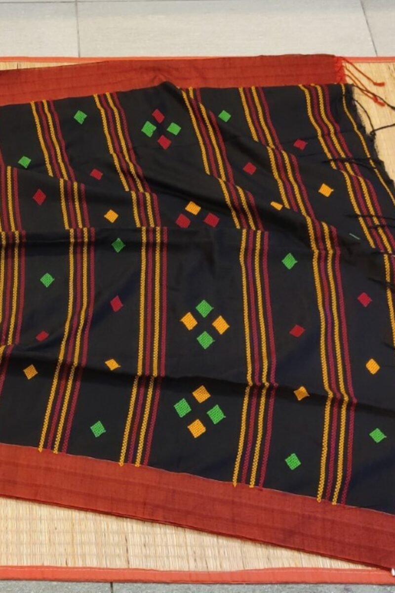 Cotton Chronicles: Black with Maroon Border and Yellow-Red-Green Motif Assam Cotton Saree - Image 9