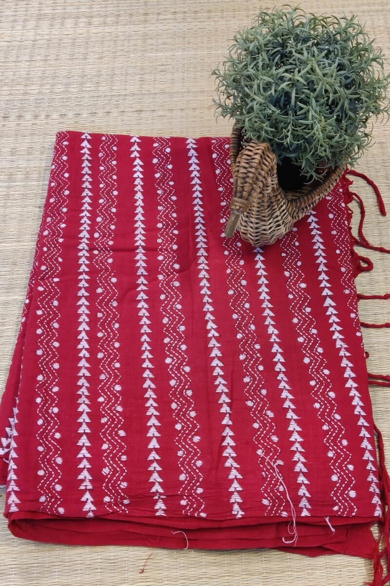 Khesh Katha: Red Khesh Cotton Saree with White Kantha Floral Border Embroidery - Image 2