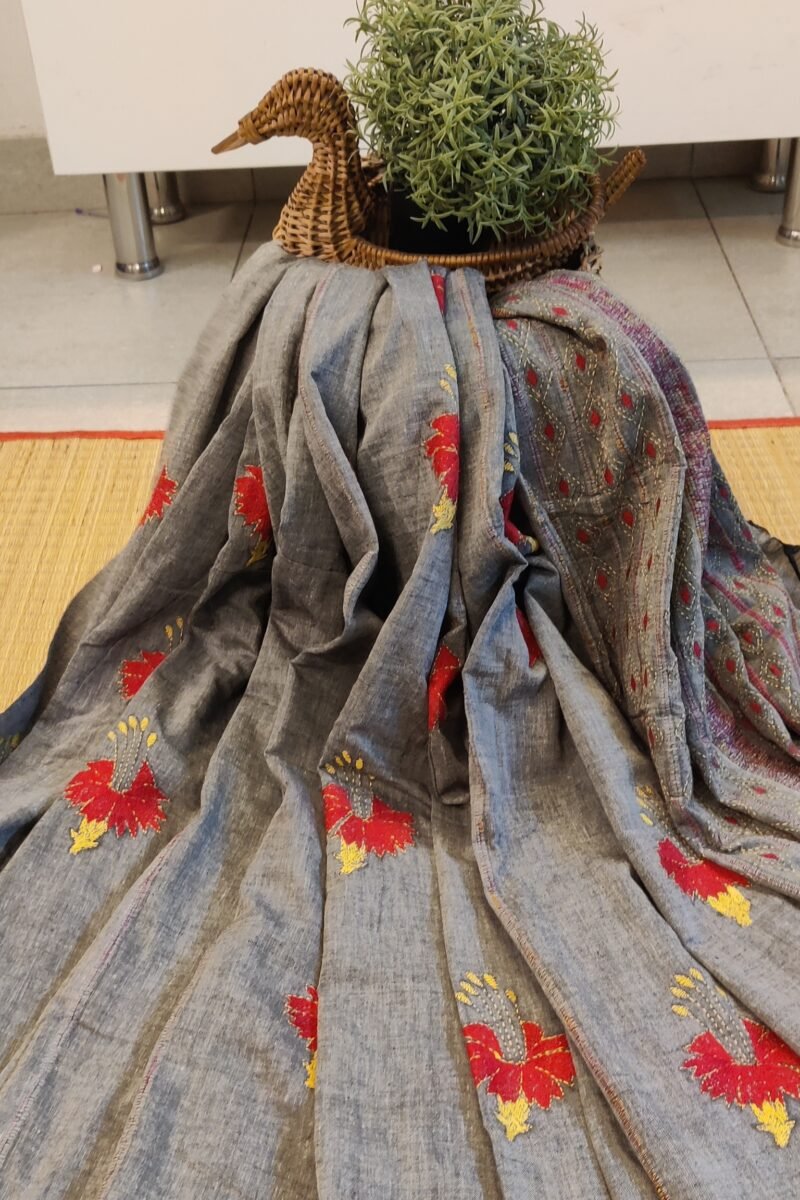 Khesh Katha: Grey Khesh Cotton Saree with Red and Yellow Kantha Hibiscus Floral Embroidery - Image 3
