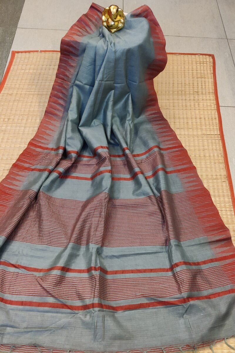 Viscose Vibrance: Elegant Grey Kota Viscose Saree with Red Temple Thread Weave Border and Striped Pallu - Image 4