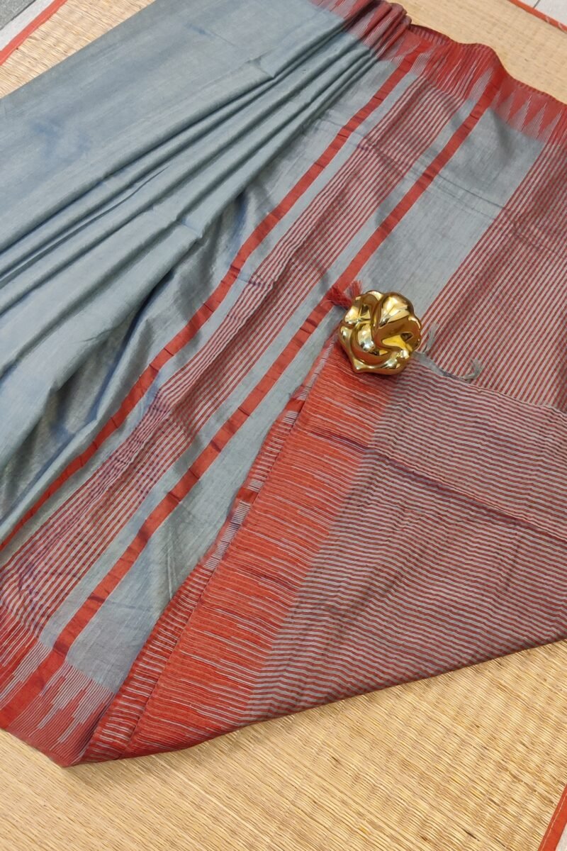 Viscose Vibrance: Elegant Grey Kota Viscose Saree with Red Temple Thread Weave Border and Striped Pallu - Image 8