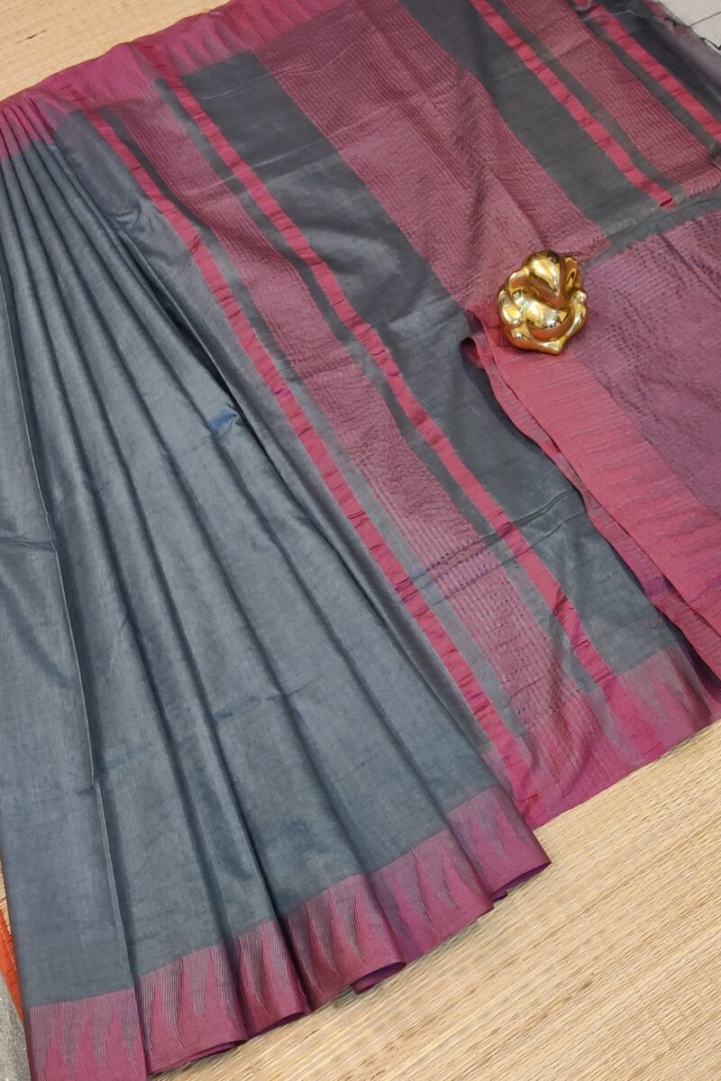 Viscose Vibrance: Soft Grey Kota Viscose Saree with Pink Temple Thread Weave Border and Striped Pallu - Image 8