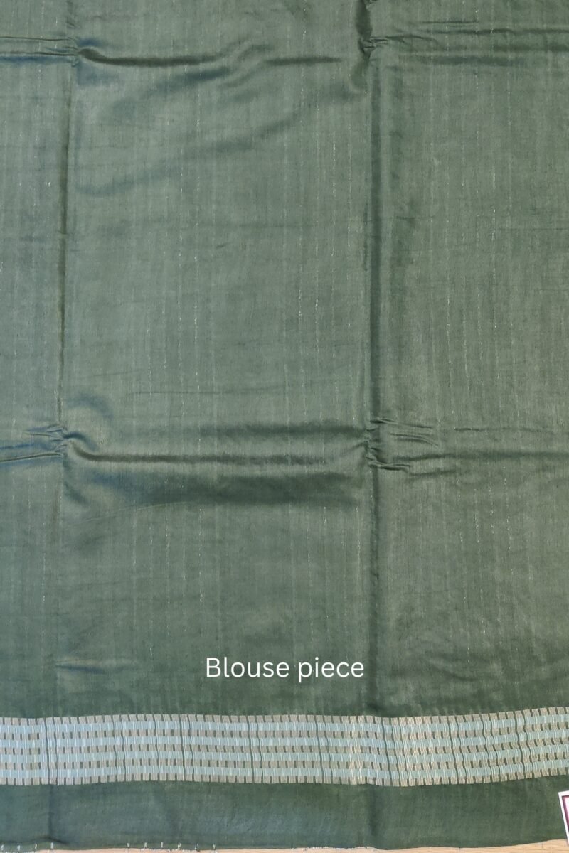Viscose Vibrance: Brown and Bottle Green Kota Viscose Saree with Zigzag Thread Weave and Gold Box Border - Image 9